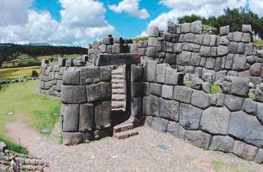 Sacsayhuaman ¿templo o fortaleza en Cusco?